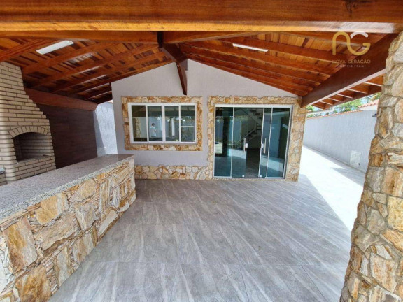 Imagem Sobrado com 4 Quartos à Venda, 240 m² em Balneário Flórida - Praia Grande Imagem Sobrado com 4 Quartos à Venda, 240 m² em Balneário Flórida - Praia Grande