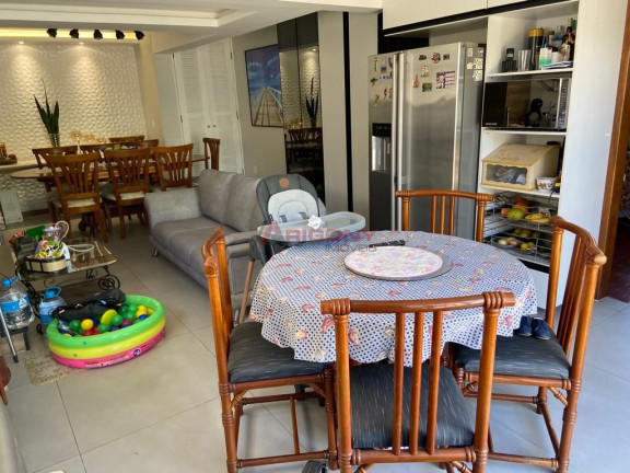 Imagem Casa com 4 Quartos à Venda, 275 m² em Nossa Senhora De Fátima - Santa Maria Imagem Casa com 4 Quartos à Venda, 275 m² em Nossa Senhora De Fátima - Santa Maria