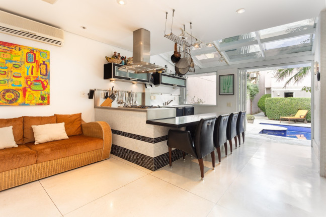 Imagem Casa com 3 Quartos à Venda, 260 m² em Jardim Paulistano - São Paulo