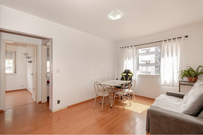 Apartamento com 2 Quartos à Venda, 59 m² em Passo Da Areia - Porto Alegre
