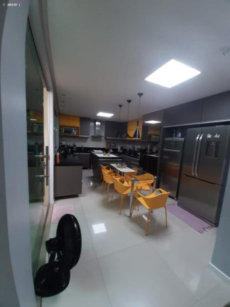 Imagem Casa com 4 Quartos à Venda, 302 m² em Tapanã (icoaraci) - Belém Imagem Casa com 4 Quartos à Venda, 302 m² em Tapanã (icoaraci) - Belém