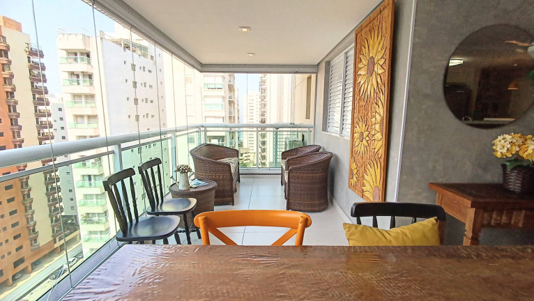 Imagem Apartamento com 3 Quartos à Venda, 110 m² em Pitangueiras - Guarujá