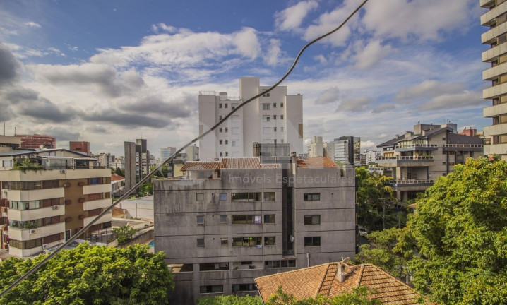 Imagem Imóvel com 4 Quartos à Venda, 335 m² em Moinhos De Vento - Porto Alegre