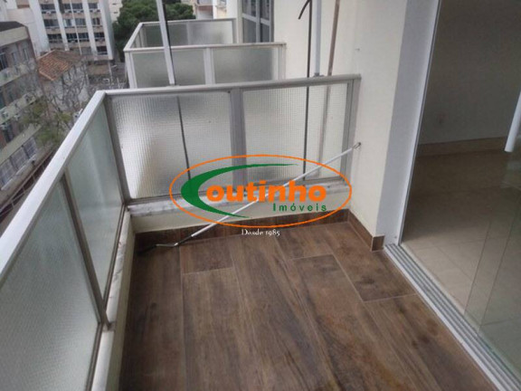 Imagem Cobertura com 3 Quartos à Venda, 200 m² em Tijuca - Rio De Janeiro Imagem Cobertura com 3 Quartos à Venda, 200 m² em Tijuca - Rio De Janeiro