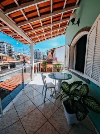 Imagem Casa com 5 Quartos à Venda, 200 m² em Braga - Cabo Frio