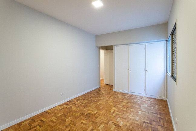 Imagem Apartamento com 3 Quartos à Venda, 195 m² em Jardim Paulistano - São Paulo