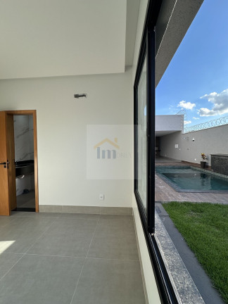 Imagem Casa com 3 Quartos à Venda, 190 m² em Setor Faiçalville - Goiânia Imagem Casa com 3 Quartos à Venda, 190 m² em Setor Faiçalville - Goiânia