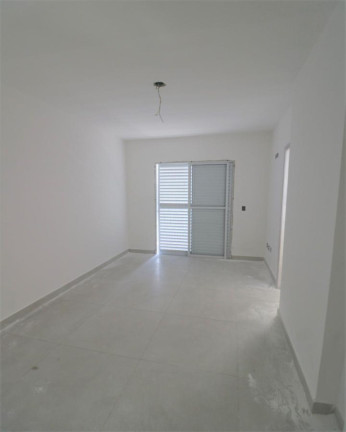 Imagem Imóvel com 2 Quartos à Venda, 95 m² em Canto Do Forte - Praia Grande Imagem Imóvel com 2 Quartos à Venda, 95 m² em Canto Do Forte - Praia Grande