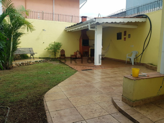 Casa com 3 Quartos para Alugar, 220 m² em Campo Belo - São Paulo