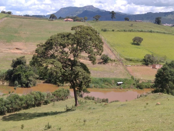 Imagem Imóvel com 4 Quartos à Venda, 300 m² em Real - Caldas Imagem Imóvel com 4 Quartos à Venda, 300 m² em Real - Caldas