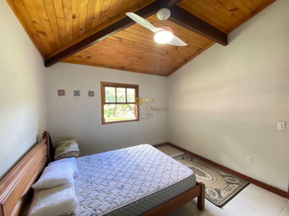 Imagem Casa com 5 Quartos à Venda, 1.814 m² em Albuquerque - Teresópolis Imagem Casa com 5 Quartos à Venda, 1.814 m² em Albuquerque - Teresópolis