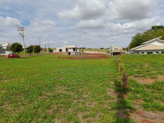 Imagem Terreno à Venda, 808 m² em Recanto Dos Pássaros - Engenheiro Coelho Imagem Terreno à Venda, 808 m² em Recanto Dos Pássaros - Engenheiro Coelho