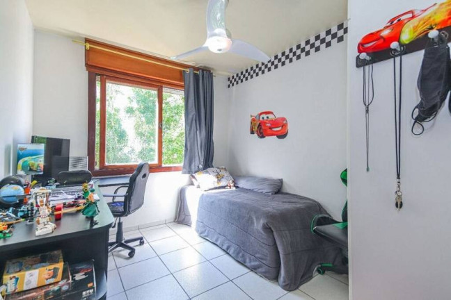 Imagem Imóvel com 3 Quartos à Venda, em Tristeza - Porto Alegre Imagem Imóvel com 3 Quartos à Venda, em Tristeza - Porto Alegre