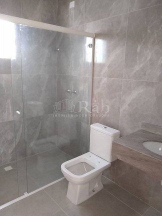 Sobrado com 3 Quartos à Venda, 140 m² em São Francisco De Assis - Camboriú