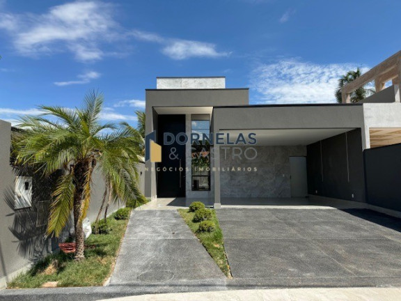 Imagem Casa com 3 Quartos à Venda, 400 m² em Guará I - Brasília Imagem Casa com 3 Quartos à Venda, 400 m² em Guará I - Brasília