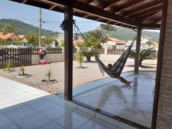 Imagem Casa com 2 Quartos à Venda, 100 m² em Praia De Fora - Palhoça