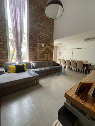 Imagem Casa com 3 Quartos à Venda, 243 m² em Centro - Camboriú