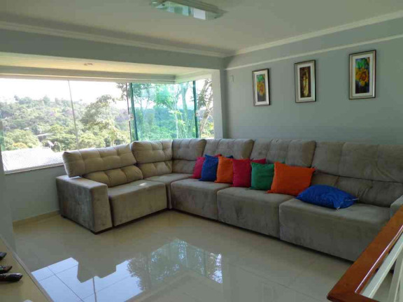 Imagem Casa com 3 Quartos à Venda, 348 m² em Aruã - Mogi Das Cruzes Imagem Casa com 3 Quartos à Venda, 348 m² em Aruã - Mogi Das Cruzes