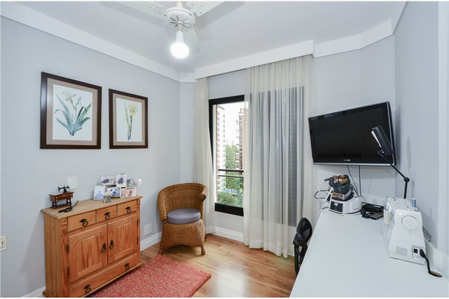 Imagem Apartamento com 3 Quartos à Venda, 195 m² em Jardim Parque Morumbi - São Paulo