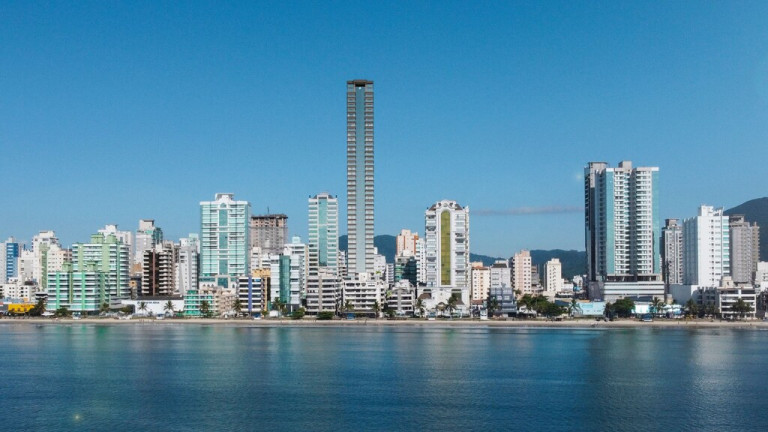 Imagem Apartamento com 4 Quartos à Venda, 190 m² em Meia Praia - Itapema