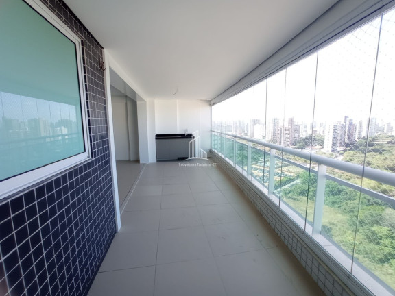 Imagem Cobertura com 5 Quartos à Venda, 380 m² em Guararapes - Fortaleza