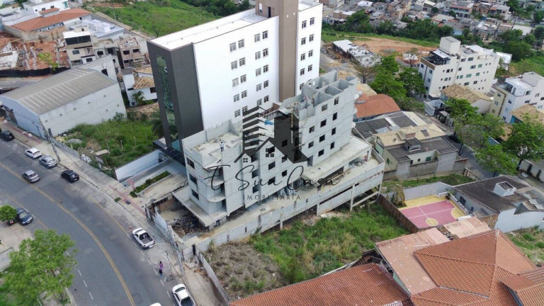 Imagem Apartamento com 3 Quartos à Venda, 106 m² em Cabral - Contagem
