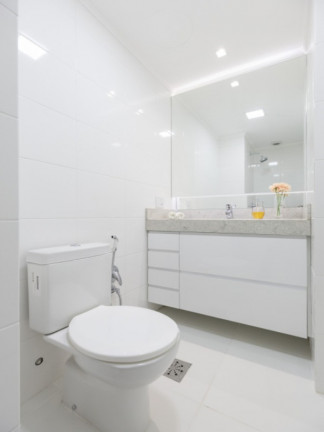 Imagem Imóvel com 3 Quartos à Venda, 211 m² em Menino Deus - Porto Alegre