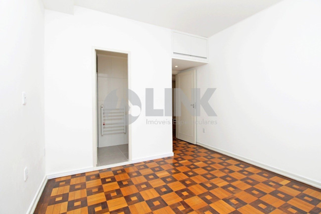 Imagem Apartamento com 3 Quartos à Venda, 101 m² em Moinhos De Vento - Porto Alegre Imagem Apartamento com 3 Quartos à Venda, 101 m² em Moinhos De Vento - Porto Alegre