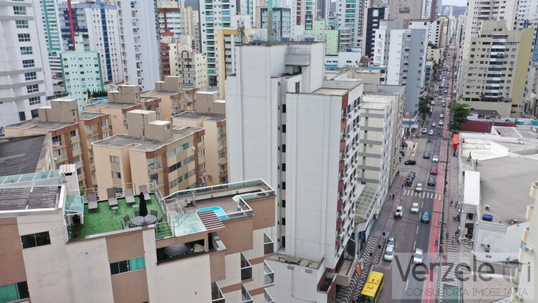 Imagem Apartamento com 4 Quartos para Temporada, 250 m² em Centro - Balneário Camboriú