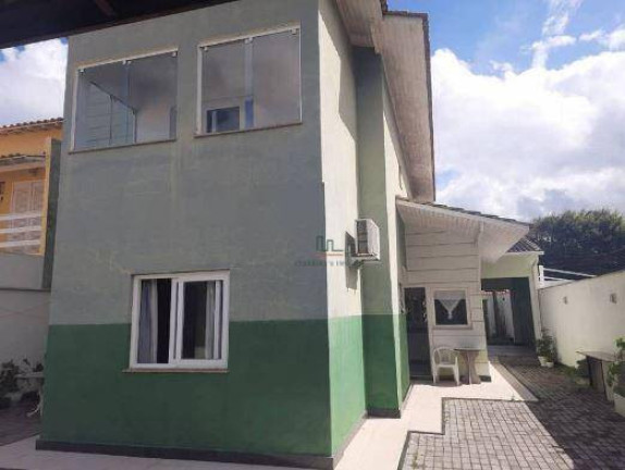 Imagem Casa com 4 Quartos à Venda, 250 m² em Piratininga - Niterói Imagem Casa com 4 Quartos à Venda, 250 m² em Piratininga - Niterói