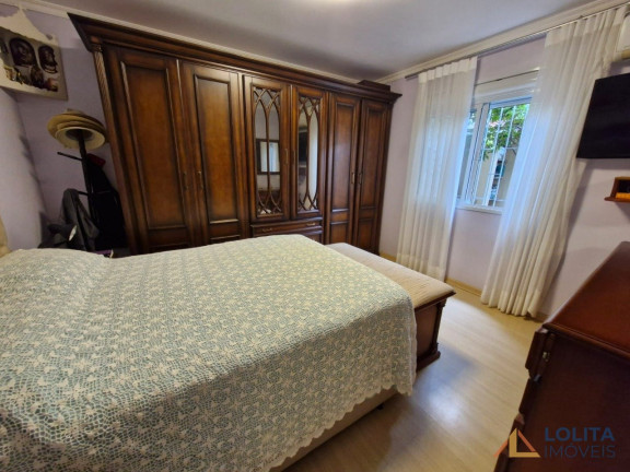 Imagem Casa com 4 Quartos à Venda, 300 m² em Trindade - Florianópolis Imagem Casa com 4 Quartos à Venda, 300 m² em Trindade - Florianópolis