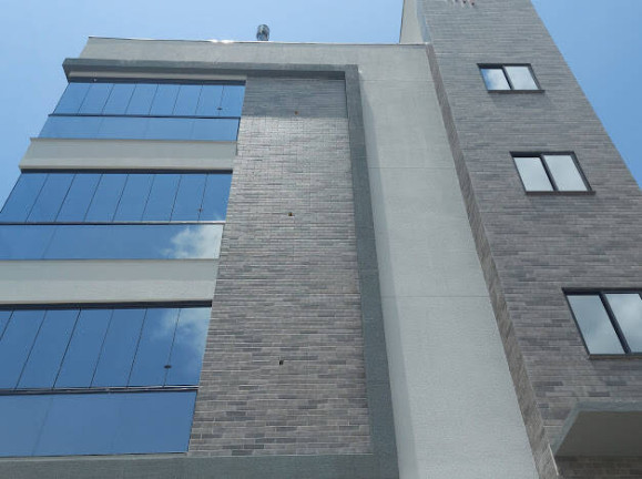 Imagem Apartamento com 3 Quartos à Venda, 76 m² em Itacolomi - Balneário Piçarras Imagem Apartamento com 3 Quartos à Venda, 76 m² em Itacolomi - Balneário Piçarras
