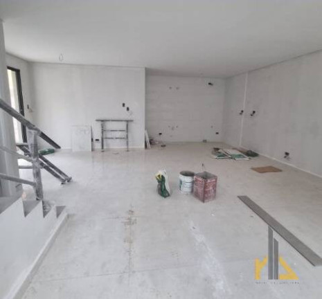 Imagem Casa com 3 Quartos à Venda, 135 m² em Uberaba - Curitiba Imagem Casa com 3 Quartos à Venda, 135 m² em Uberaba - Curitiba
