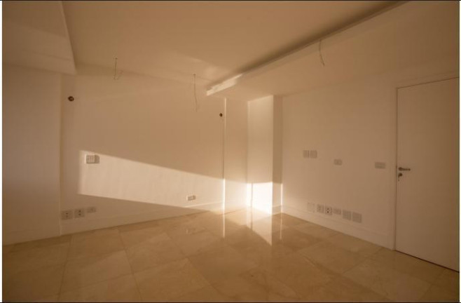 Imagem Apartamento com 5 Quartos à Venda, 440 m² em Barra Da Tijuca - Rio De Janeiro Imagem Apartamento com 5 Quartos à Venda, 440 m² em Barra Da Tijuca - Rio De Janeiro