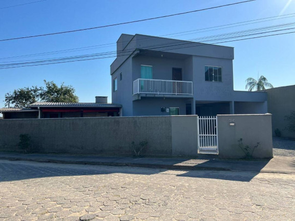 Imagem Casa com 3 Quartos à Venda, 180 m² em Costeira - Balneário Barra Do Sul Imagem Casa com 3 Quartos à Venda, 180 m² em Costeira - Balneário Barra Do Sul