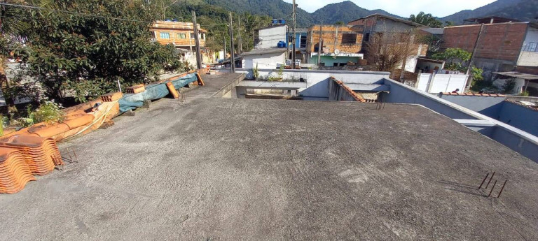 Imagem Casa com 4 Quartos à Venda, 250 m² em Estufa Ii - Ubatuba Imagem Casa com 4 Quartos à Venda, 250 m² em Estufa Ii - Ubatuba
