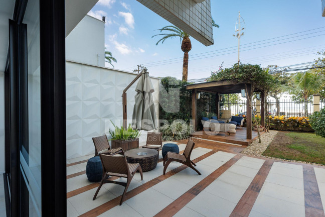Imagem Apartamento com 2 Quartos para Alugar, 150 m² em Centro - Balneario Camboriu
