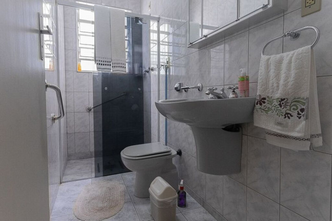 Imagem Casa com 4 Quartos à Venda, 233 m² em Penha - São Paulo Imagem Casa com 4 Quartos à Venda, 233 m² em Penha - São Paulo