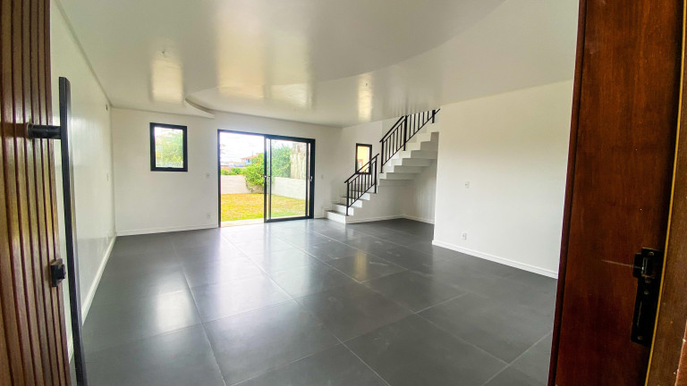 Imagem Casa com 2 Quartos à Venda, 100 m² em Areias De Palhocinha - Garopaba Imagem Casa com 2 Quartos à Venda, 100 m² em Areias De Palhocinha - Garopaba