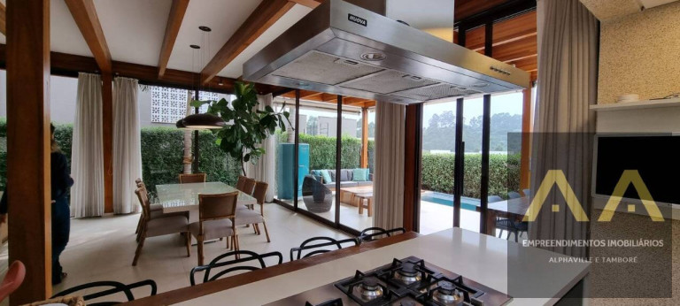 Imagem Casa com 4 Quartos à Venda, 340 m² em Tamboré - Santana De Parnaíba