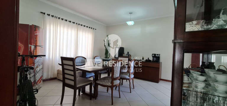 Imagem Casa com 4 Quartos à Venda, 350 m² em Condomínio Itatiba Country Club - Itatiba