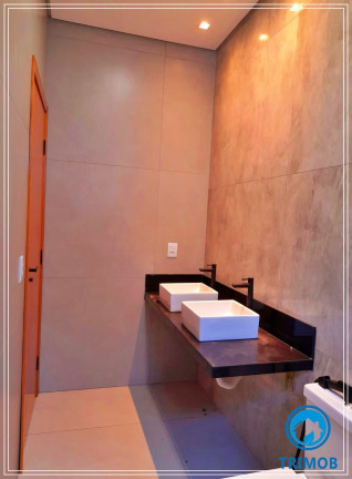 Casa com 3 Quartos à Venda, 130 m² em Jardim Europa - Uberlândia