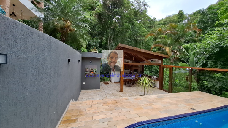 Imagem Casa com 4 Quartos à Venda, 261 m² em Jardim Atalaia - Cotia Imagem Casa com 4 Quartos à Venda, 261 m² em Jardim Atalaia - Cotia