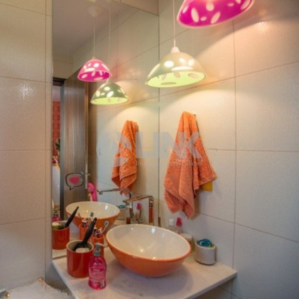 Imagem Apartamento com 3 Quartos à Venda, 166 m² em Moinhos De Vento - Porto Alegre Imagem Apartamento com 3 Quartos à Venda, 166 m² em Moinhos De Vento - Porto Alegre