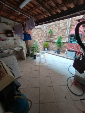 Imagem Casa com 2 Quartos à Venda, 120 m² em Raul Veiga - São Gonçalo