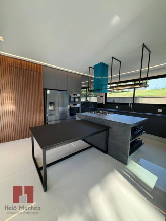 Imagem Casa com 4 Quartos à Venda, 542 m² em Alphaville - Santana De Parnaíba Imagem Casa com 4 Quartos à Venda, 542 m² em Alphaville - Santana De Parnaíba