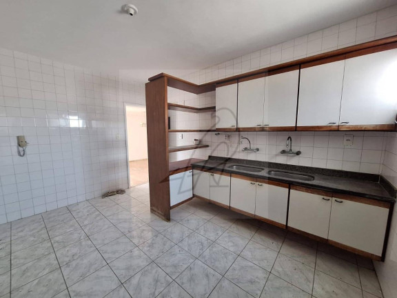 Imagem Apartamento com 4 Quartos à Venda, 190 m² Imagem Apartamento com 4 Quartos à Venda, 190 m²