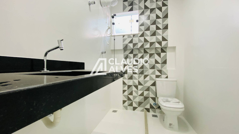 Imagem Casa com 3 Quartos à Venda, 132 m² em Mangabeira - Feira De Santana Imagem Casa com 3 Quartos à Venda, 132 m² em Mangabeira - Feira De Santana