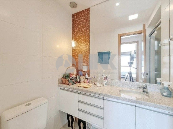 Imagem Apartamento com 2 Quartos à Venda, 68 m² em Menino Deus - Porto Alegre