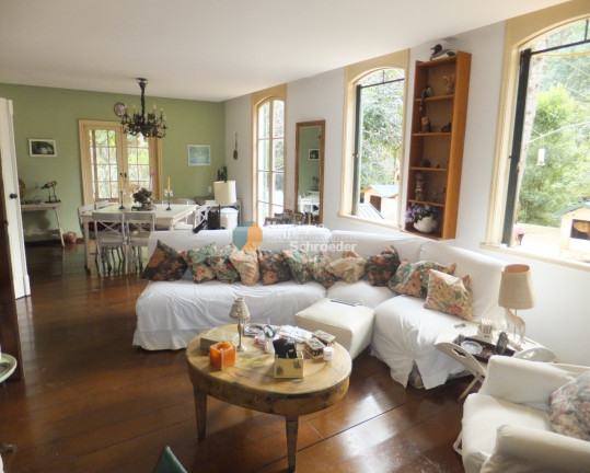 Imagem Casa com 4 Quartos à Venda, 3.000 m² em Quebra Frascos - Teresópolis Imagem Casa com 4 Quartos à Venda, 3.000 m² em Quebra Frascos - Teresópolis